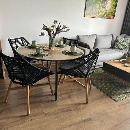 Apartament 28 W Dolinie Baryczy - 5D Apartamenty Милич Екстериор снимка