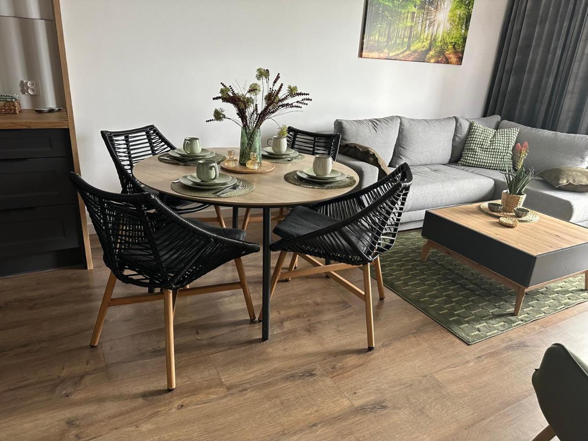 Apartament 28 W Dolinie Baryczy - 5D Apartamenty Милич Екстериор снимка