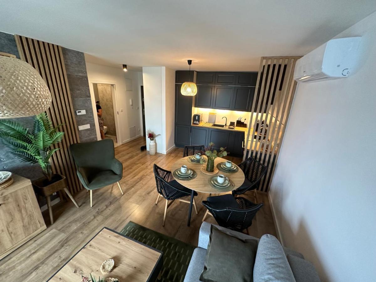 Apartament 28 W Dolinie Baryczy - 5D Apartamenty Милич Екстериор снимка