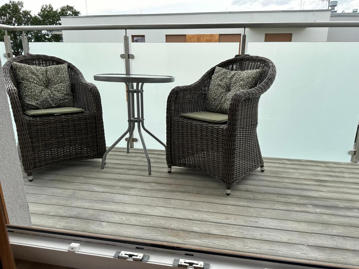 Apartament 28 W Dolinie Baryczy - 5D Apartamenty Милич Екстериор снимка